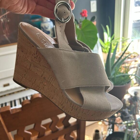 Franco Sarto Tan Wedge Sandals with Crossover Straps 9 - Picture 12 of 16